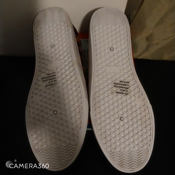 Bobbie Brooks Leopard Slip-On Sneakers | Animal Print Flats sz8 - Picture 4 of 6